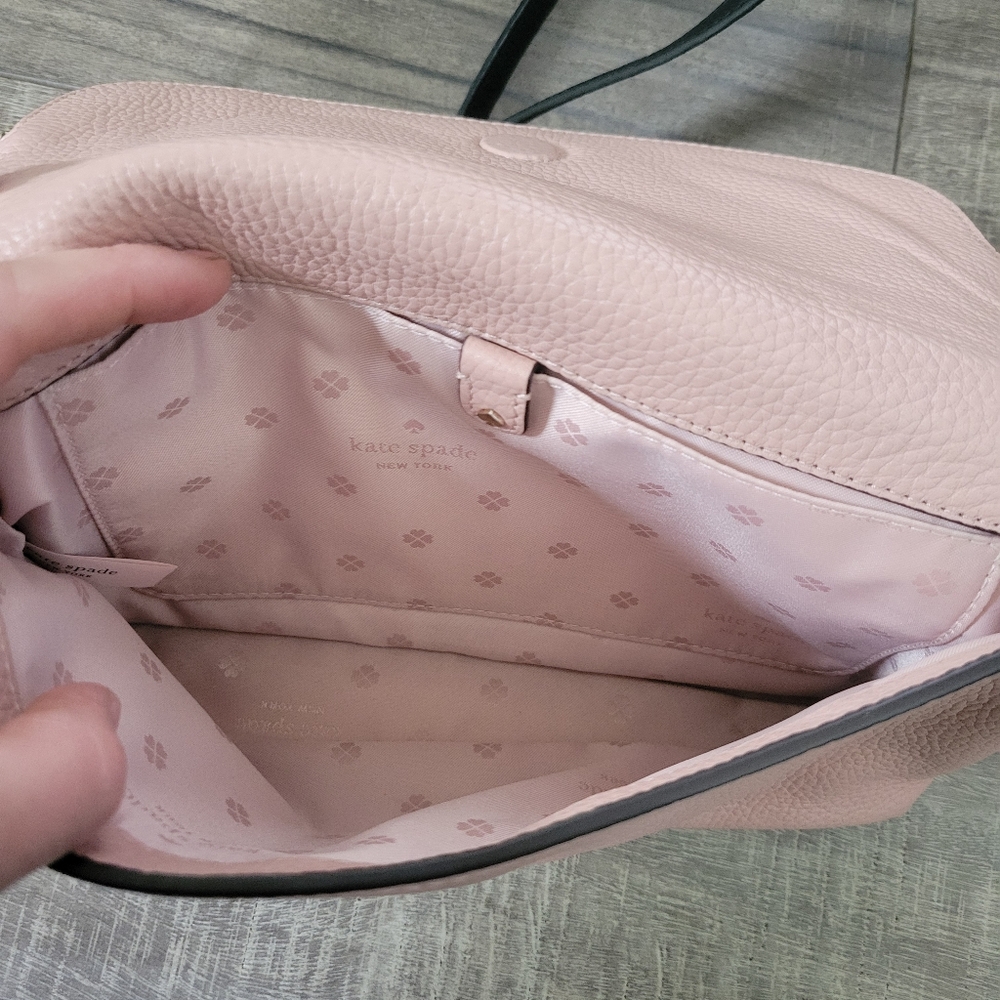 Kate Spade Polly Large Convertible Crossbody  Pink Cream Black Pebbled Leather - Picture 11 of 13
